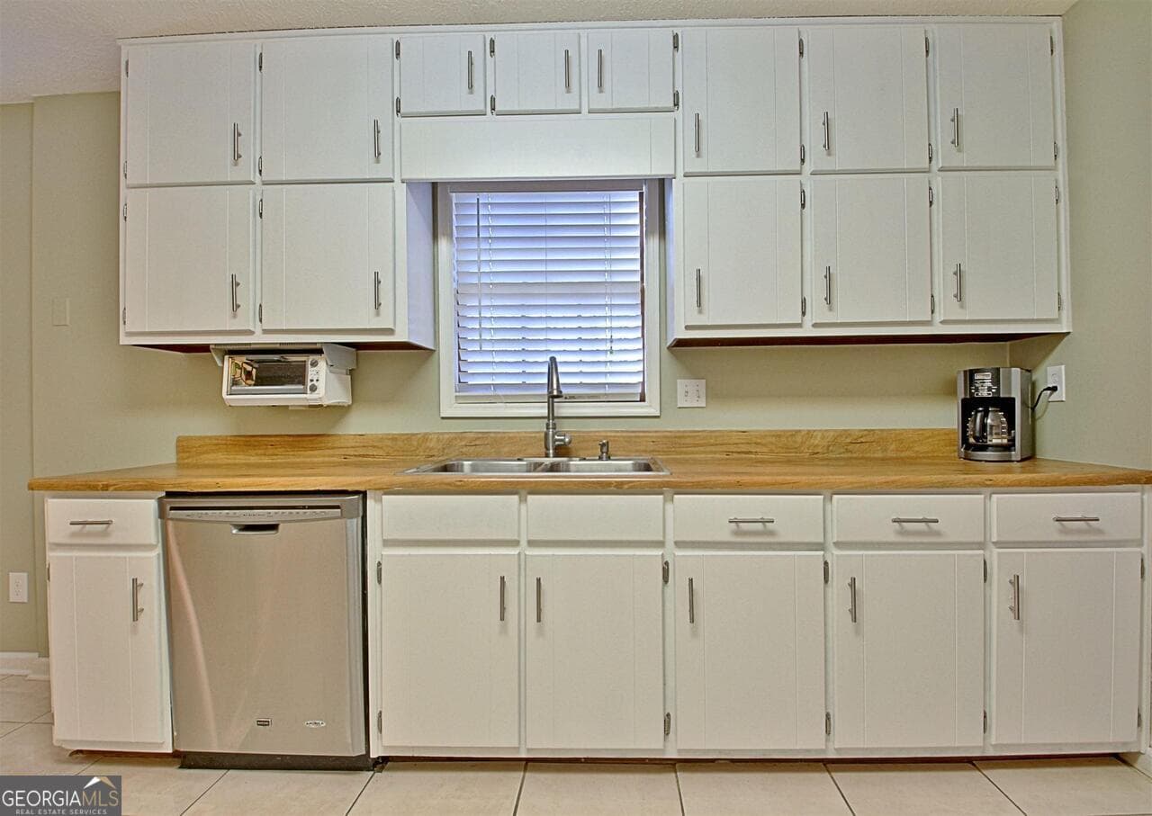 4 bedroom, 2.5 bathroom, 1,856 sq ft single family residence for rent at 119 Terrace Tay, Peachtree City, GA 30269 for $3,100 a month — photo 8