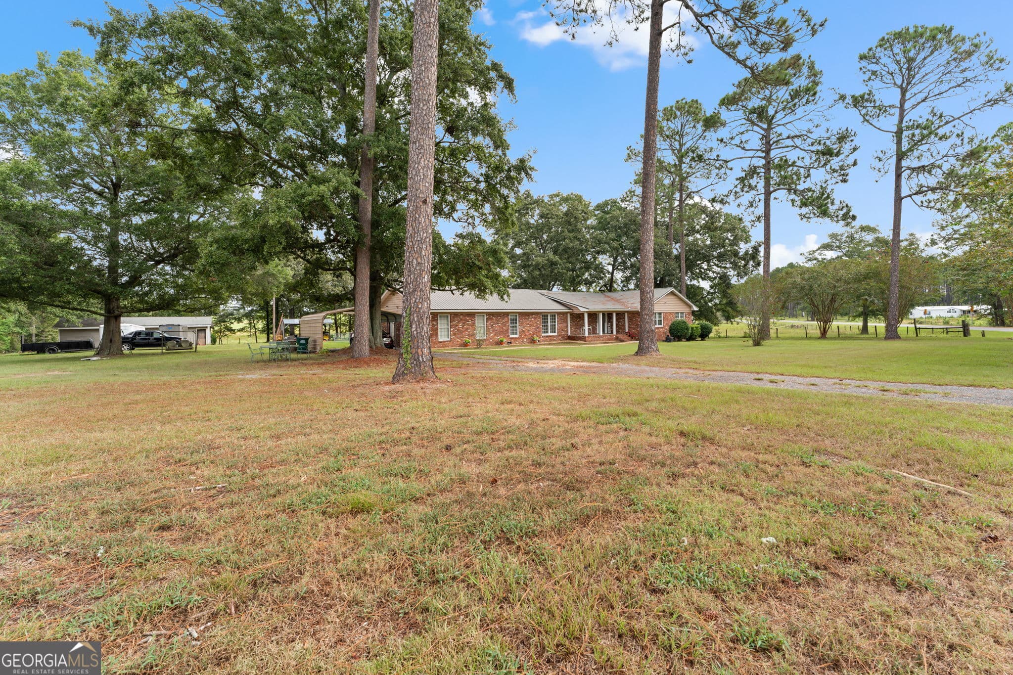 4 bedroom, 4 bathroom, 4,142 sq ft single family residence for sale at 211 Midway Church Road, Cordele, GA 31015 — photo 2