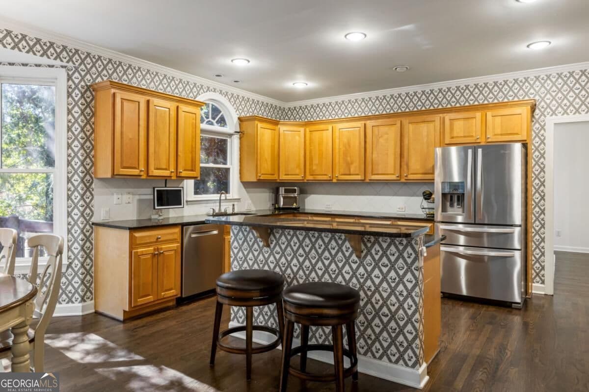 4 bedroom, 3.5 bathroom, 3,418 sq ft single family residence for sale at 720 Vinings Estates Drive, Smyrna, GA 30126 — photo 6
