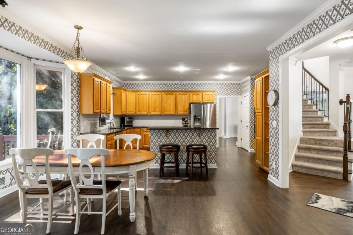 4 bedroom, 3.5 bathroom, 3,418 sq ft single family residence for sale at 720 Vinings Estates Drive, Smyrna, GA 30126 — photo 7