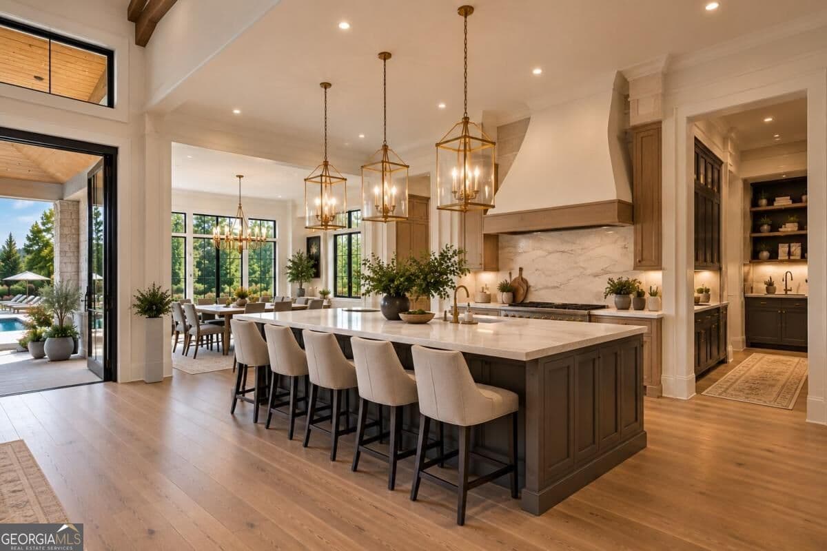 5 bedroom, 5.5 bathroom, 5,000 sq ft single family residence for sale at 5011 Kings Close, Alpharetta, GA 30004 — photo 4