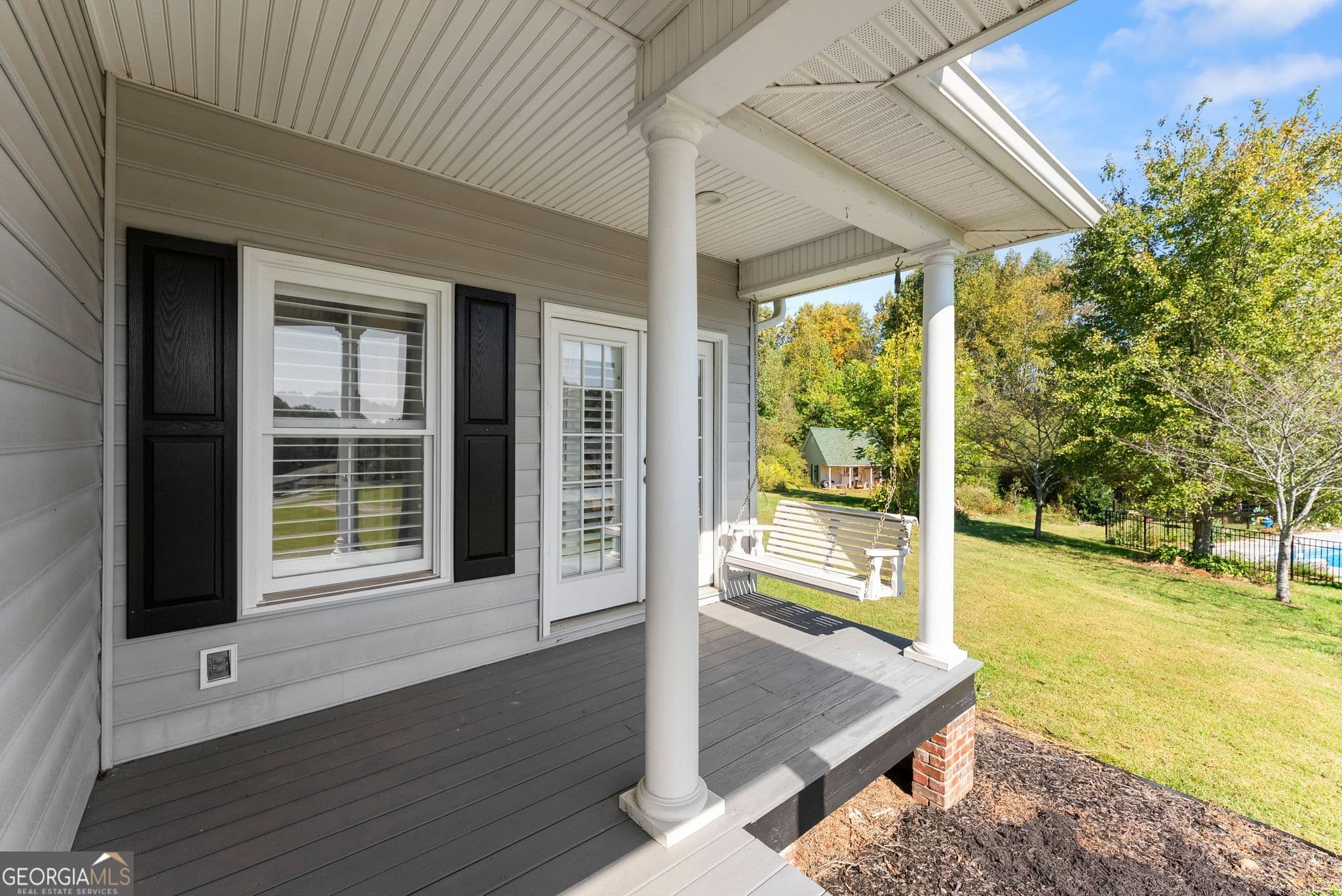 3 bedroom, 2.5 bathroom, 3,010 sq ft single family residence for sale at 5816 Sweetbottom Lane, Clermont, GA 30527 — photo 9