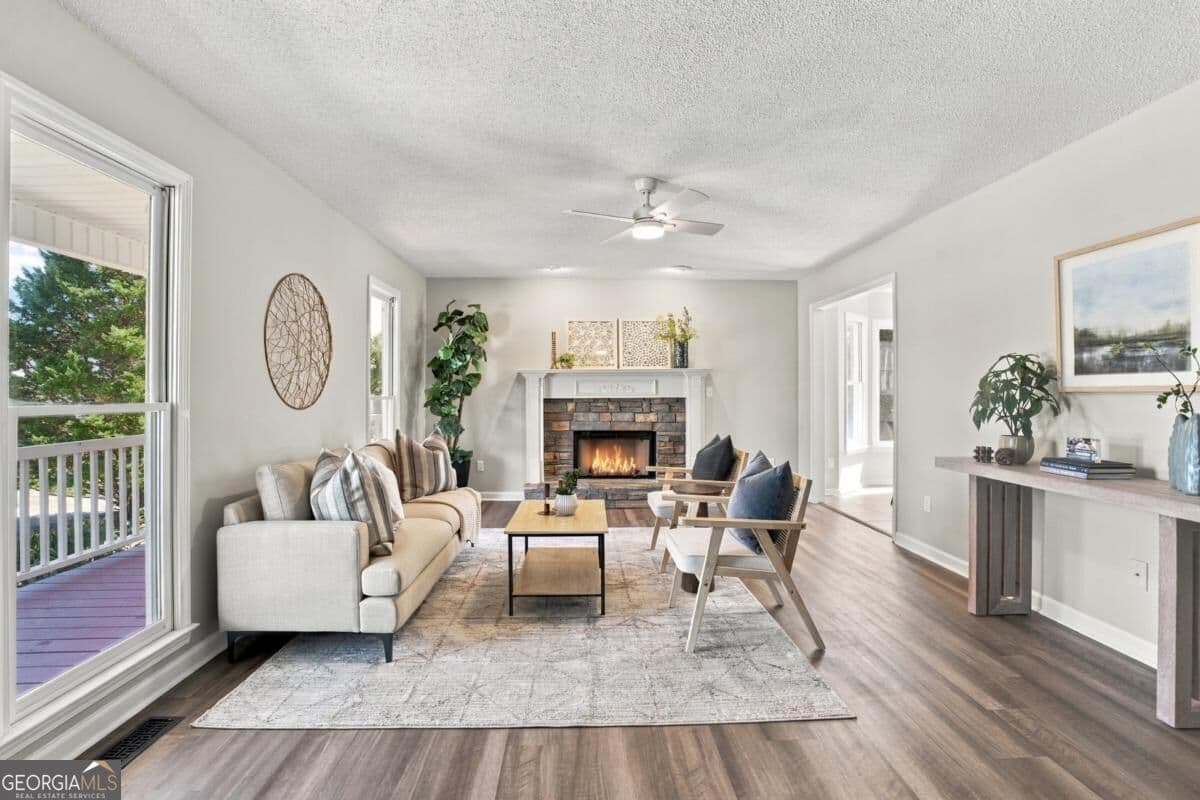 4 bedroom, 2.5 bathroom, 1,955 sq ft single family residence for sale at 53 Cricket Court, Dallas, GA 30157 — photo 5