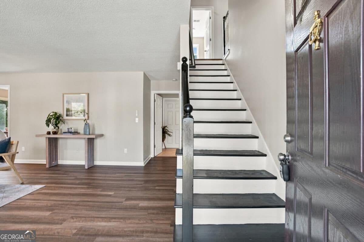 4 bedroom, 2.5 bathroom, 1,955 sq ft single family residence for sale at 53 Cricket Court, Dallas, GA 30157 — photo 4