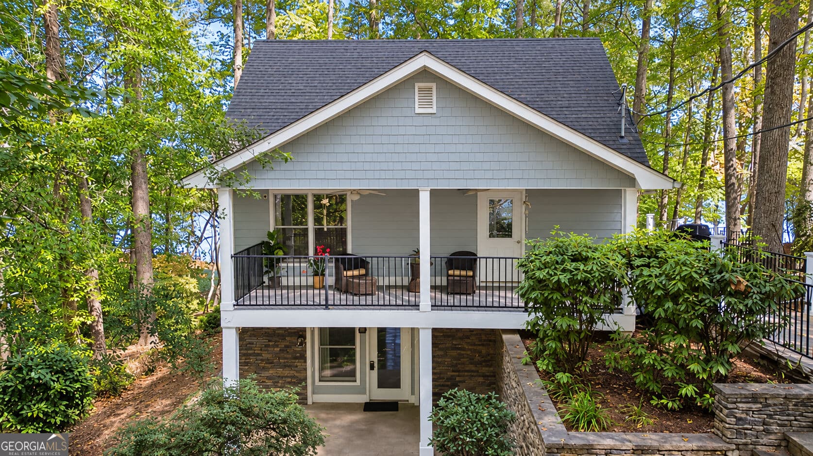 3 bedroom, 2.5 bathroom, 2,210 sq ft single family residence for sale at 455 Chase Landing Road, Martin, GA 30557 — photo 1 of 38