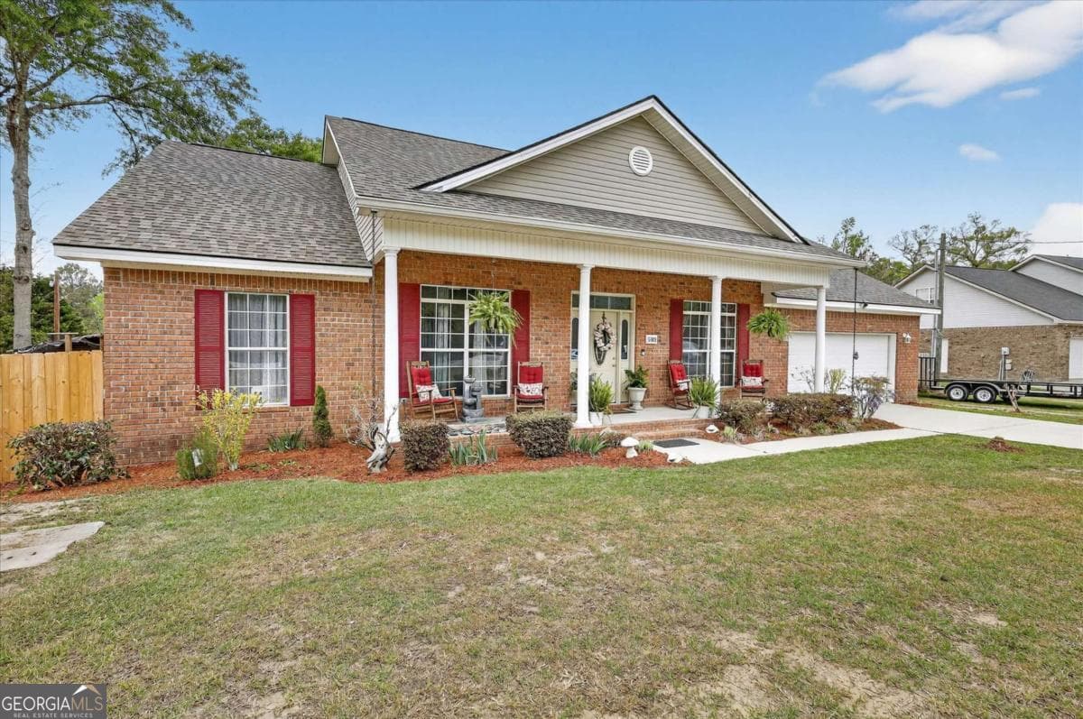5 bedroom, 3 bathroom, 2,962 sq ft single family residence for sale at 3788 SE Hwy 119, Guyton, GA 31312