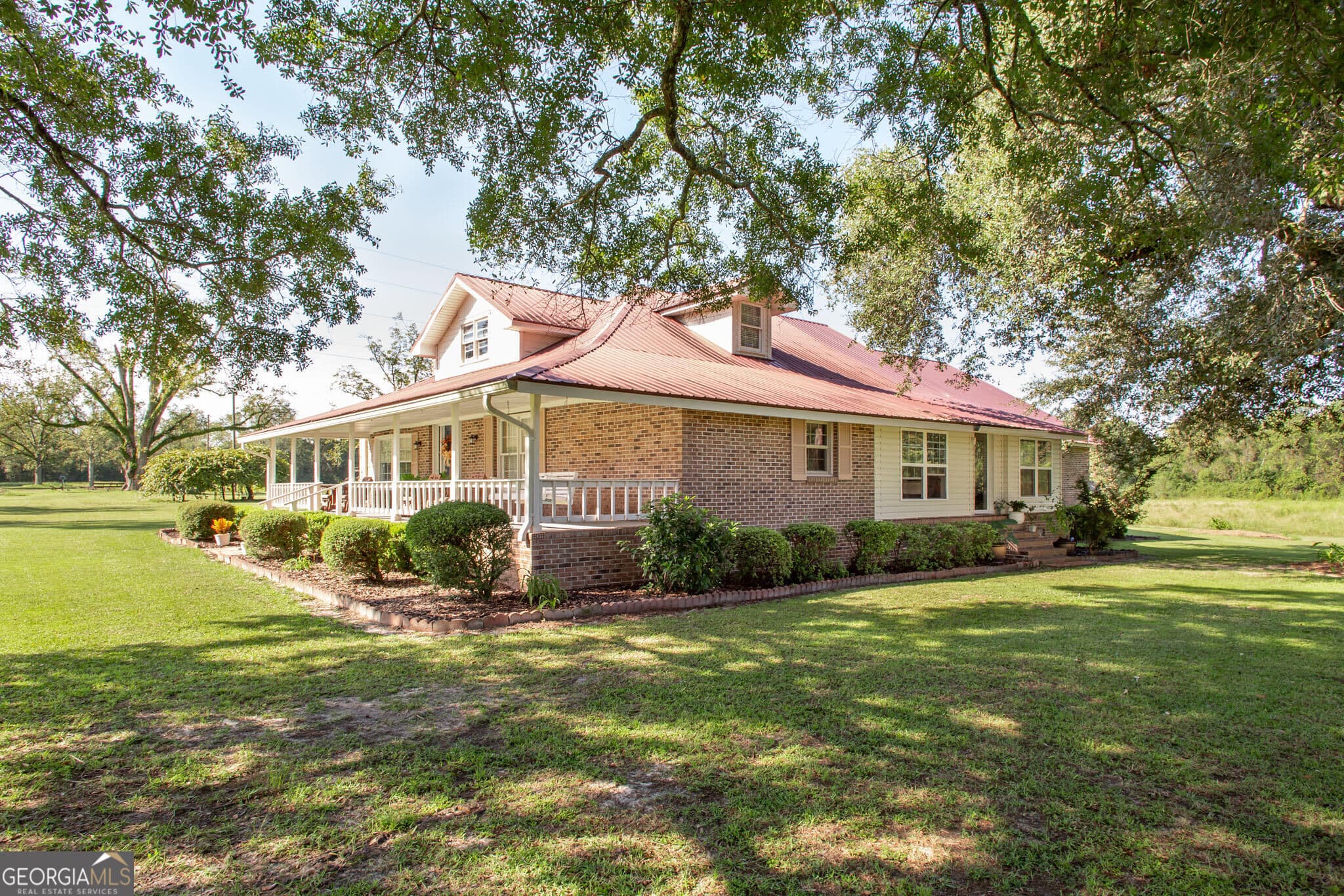 4 bedroom, 3 bathroom, 2,800 sq ft single family residence for sale at 8184 Clark Road, Blackshear, GA 31516 — photo 8