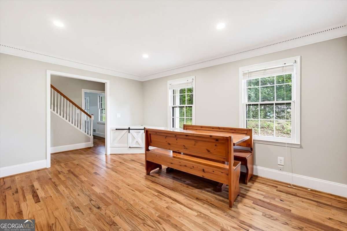 4 bedroom, 2.5 bathroom, 2,057 sq ft single family residence for sale at 435 NW Stonehenge Drive, Marietta, GA 30064 — photo 9