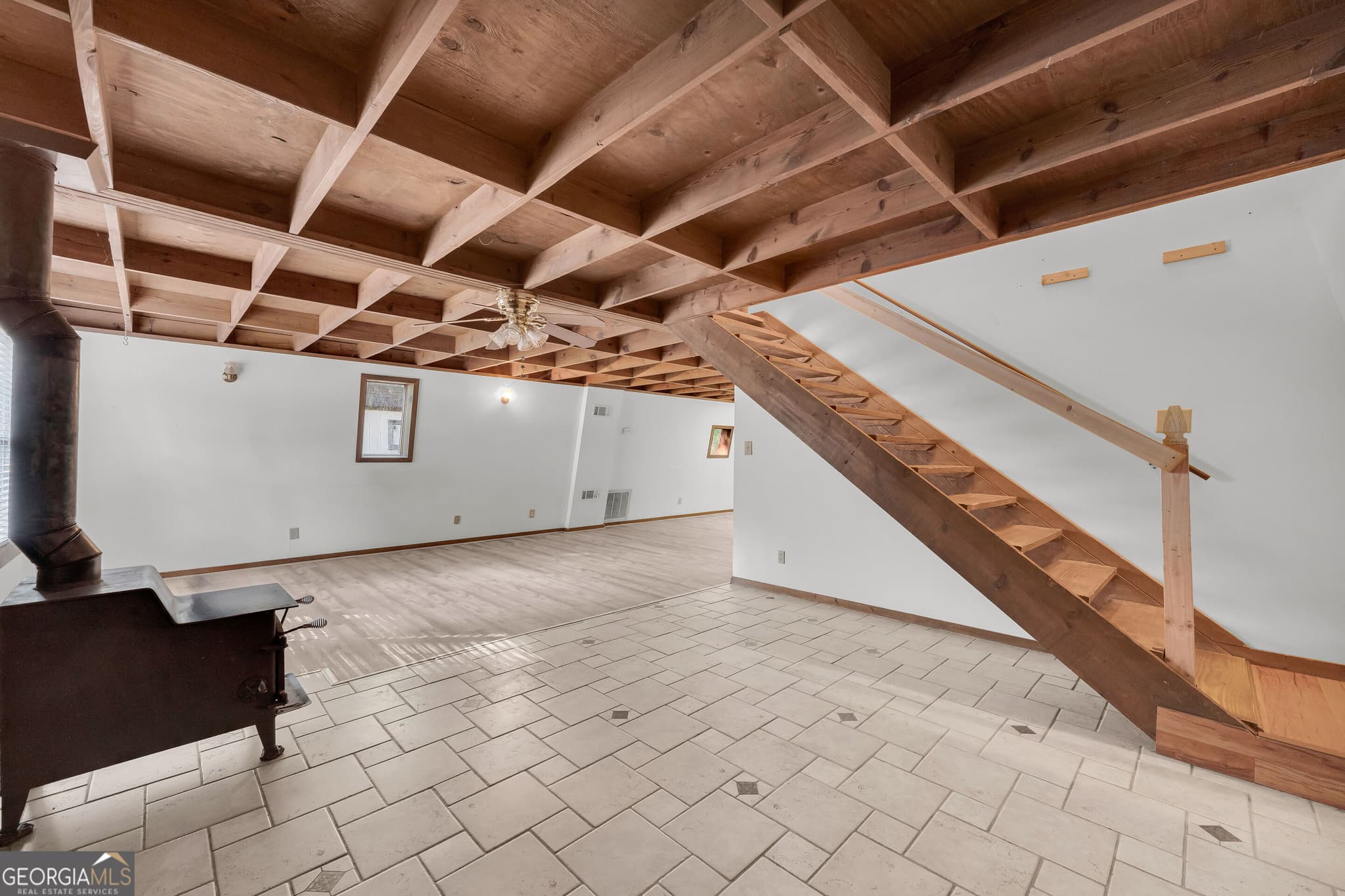 3 bedroom, 2 bathroom, 2,016 sq ft single family residence for sale at 4115 Highway 106, Hull, GA 30646 — photo 5