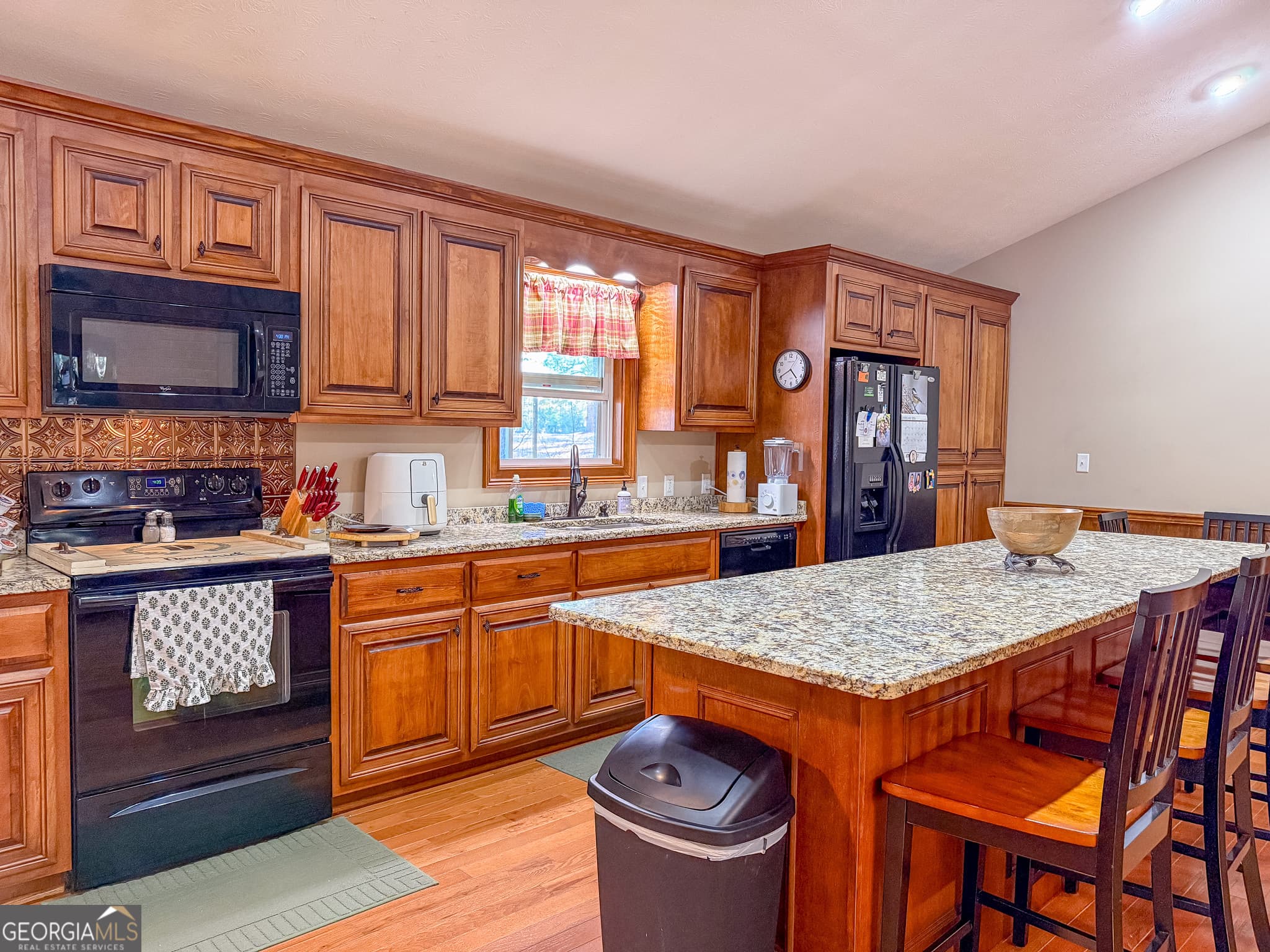 3 bedroom, 2 bathroom, 1,860 sq ft farm for sale at 721 Thrasher Road, Plains, GA 31780 — photo 9