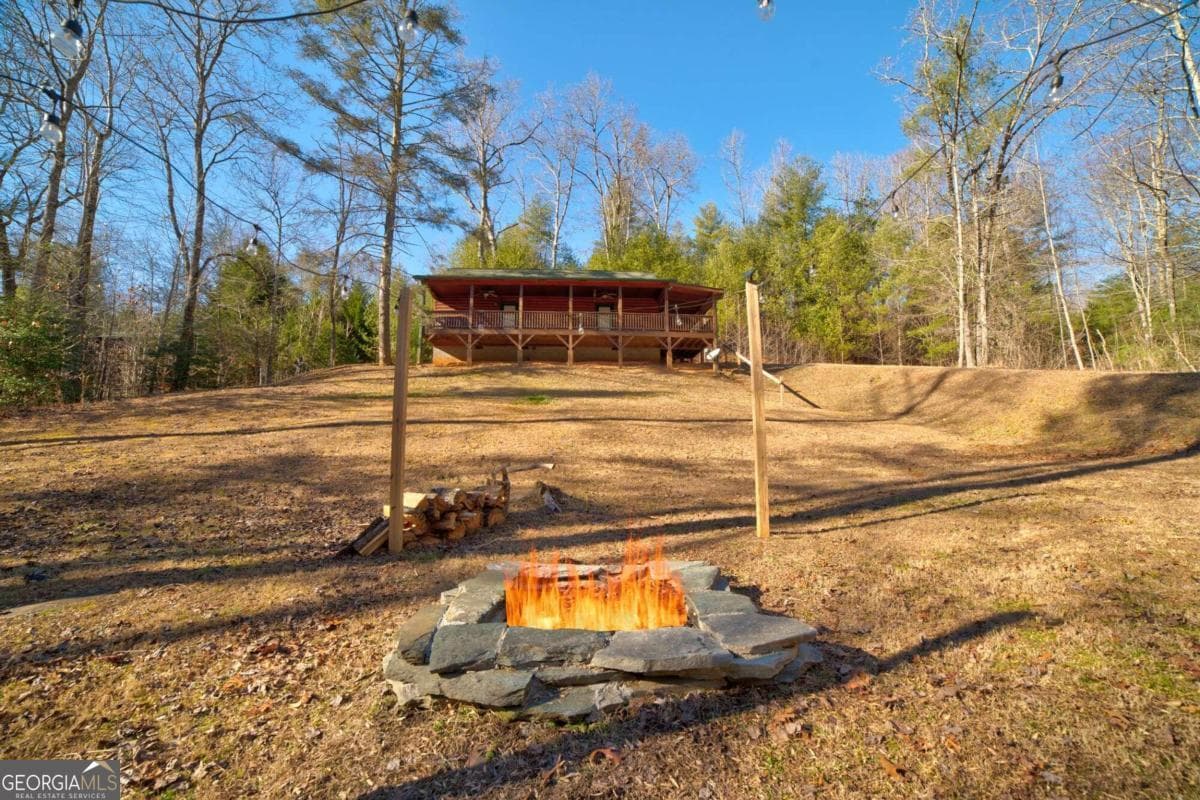 2 bedroom, 2 bathroom cabin,single family residence sold at 147 Victory Lane, Murphy, NC 28906