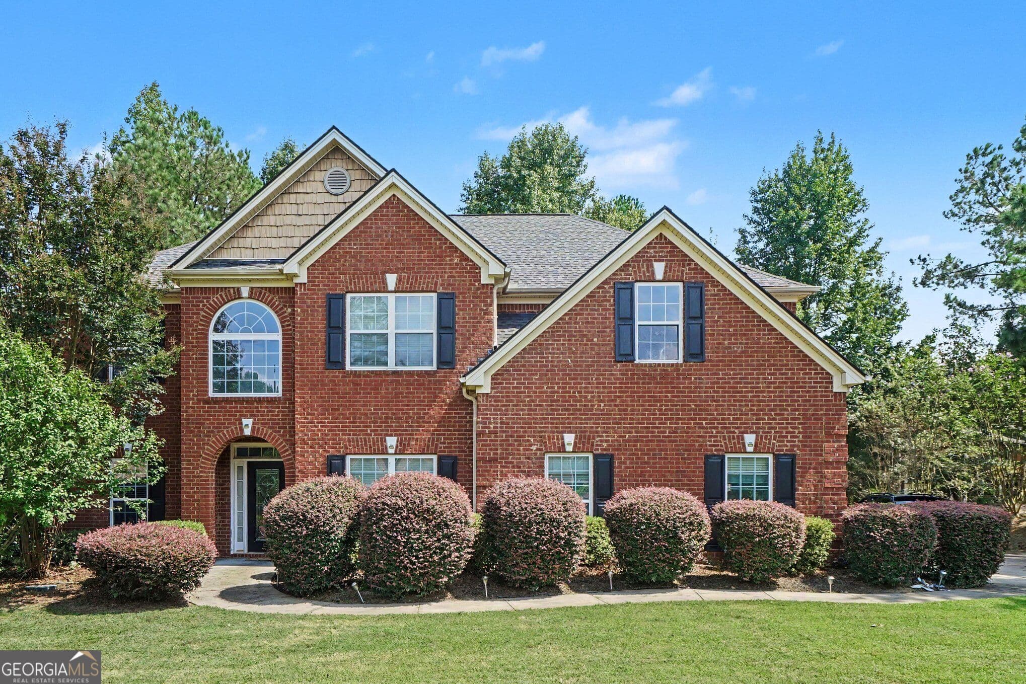 5 bedroom, 3 bathroom, 3,130 sq ft single family residence for sale at 1905 Buford Court, Conyers, GA 30095 — photo 1 of 42