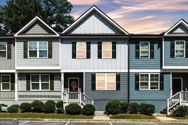 3 bedroom, 2.5 bathroom, 1,750 sq ft townhouse for sale at 2832 Saratoga Lake View, Decatur, GA 30034 — photo 1 of 37