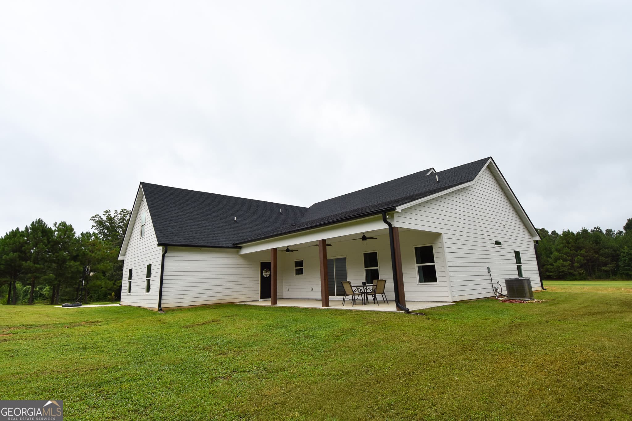 4 bedroom, 3 bathroom, 2,294 sq ft single family residence for sale at 4355 Ga Highway 109, Molena, GA 30258 — photo 6
