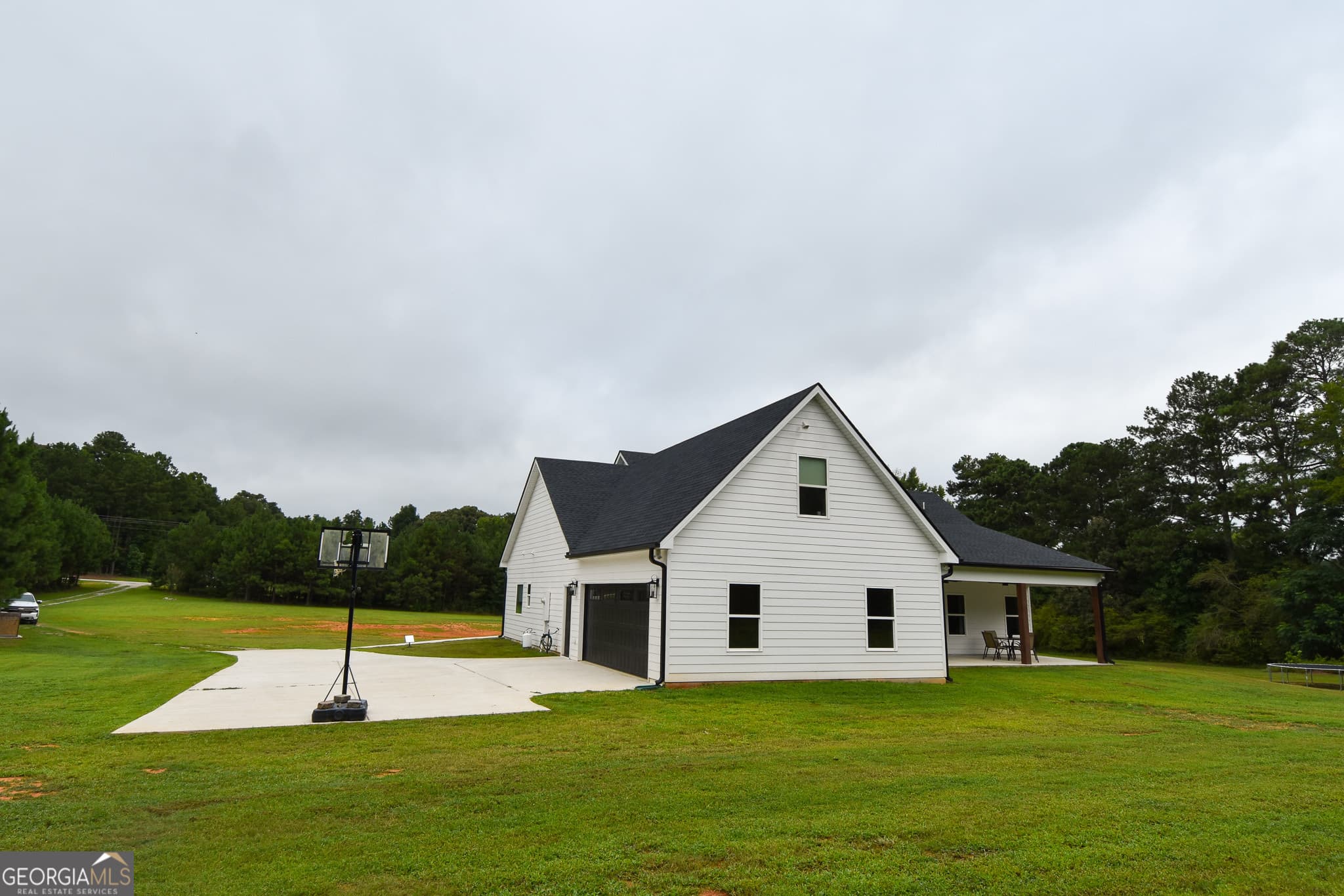 4 bedroom, 3 bathroom, 2,294 sq ft single family residence for sale at 4355 Ga Highway 109, Molena, GA 30258 — photo 10