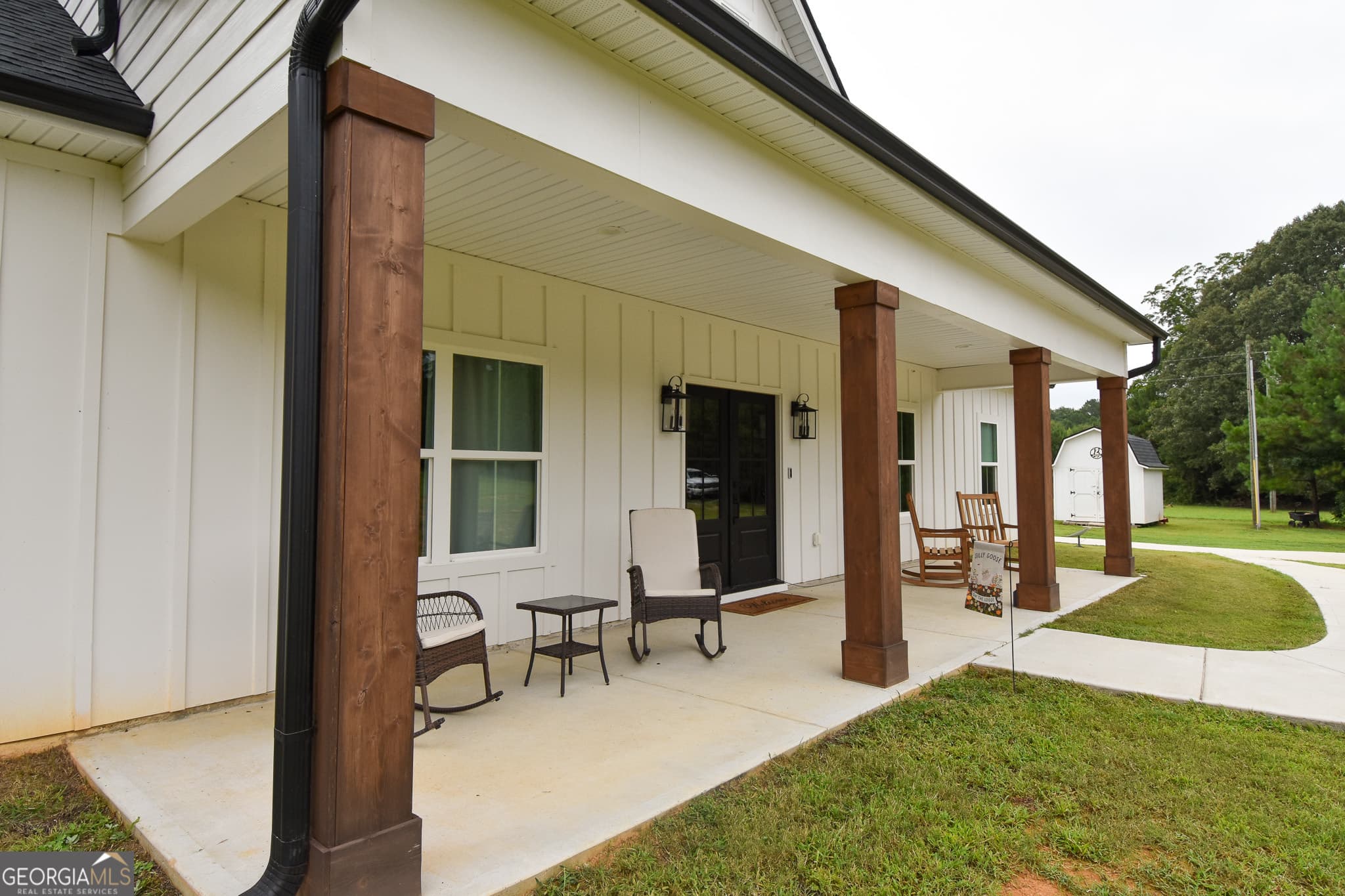 4 bedroom, 3 bathroom, 2,294 sq ft single family residence for sale at 4355 Ga Highway 109, Molena, GA 30258 — photo 4