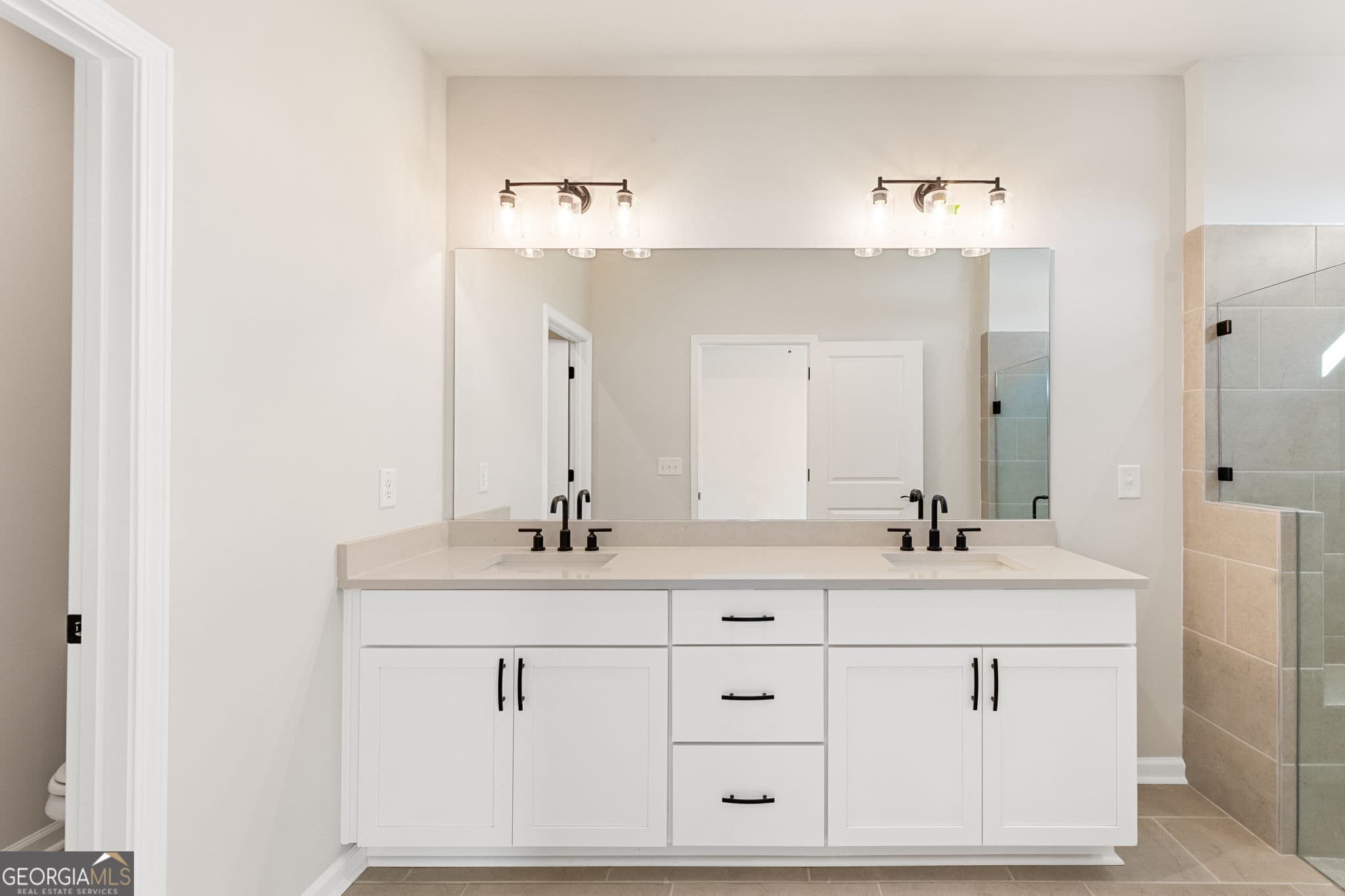 3 bedroom, 2.5 bathroom, 2,200 sq ft single family residence for sale at 1722 Juniper Berry Way 40, Loganville, GA 30052 — photo 9