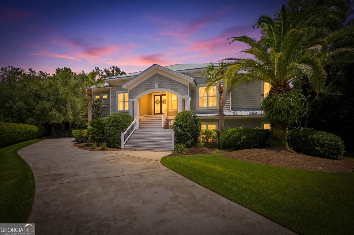5 bedroom, 4 bathroom, 3,940 sq ft single family residence for sale at 507 Palm Harbor Road, St. Simons, GA 31522 — photo 1 of 88