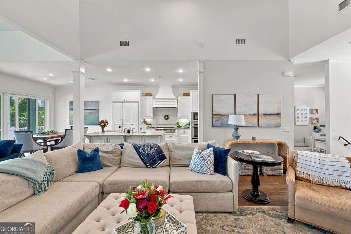 5 bedroom, 4 bathroom, 3,940 sq ft single family residence for sale at 507 Palm Harbor Road, St. Simons, GA 31522 — photo 8