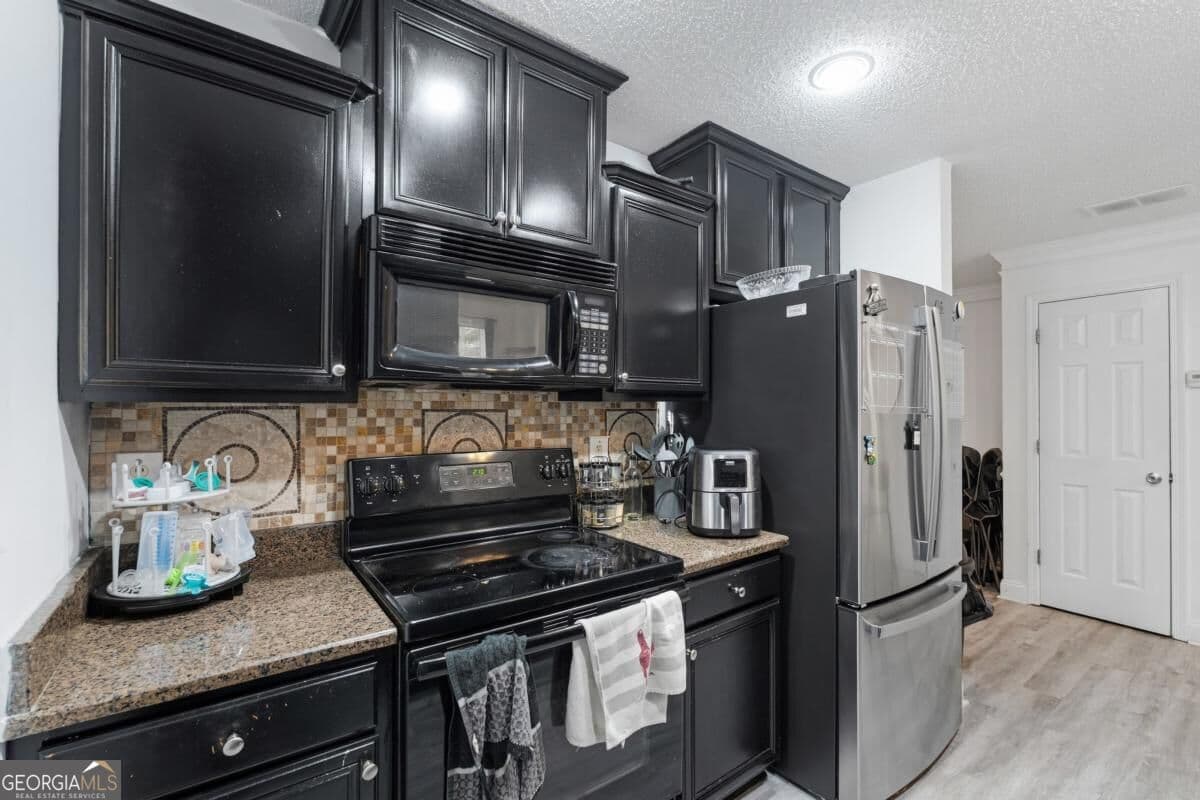 2 bedroom, 2 bathroom townhouse for rent at 2675 Haligan Point, Riverdale, GA 30296 for $1,850 a month — photo 10