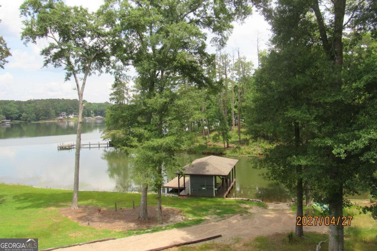 5 bedroom, 2 bathroom single family residence for sale at 138 Cedar Lake Drive, Sparta, GA 31087 — photo 4