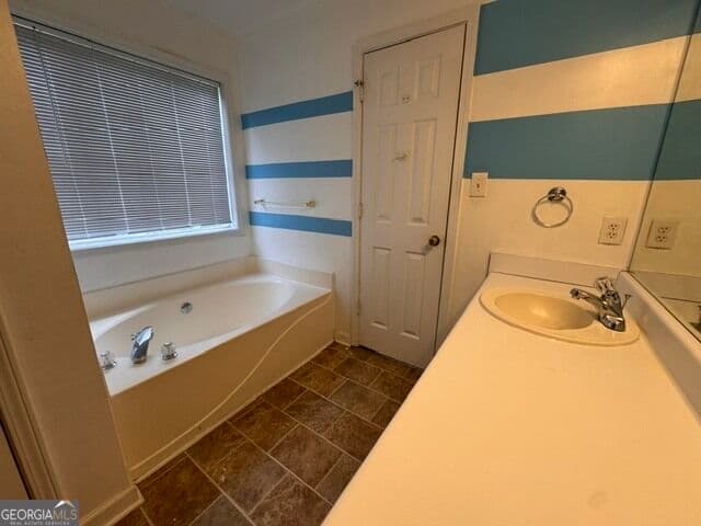 3 bedroom, 2.5 bathroom, 1,555 sq ft single family residence for rent at 1478 Glynn View Court, Hampton, GA 30228 for $1,850 a month — photo 4
