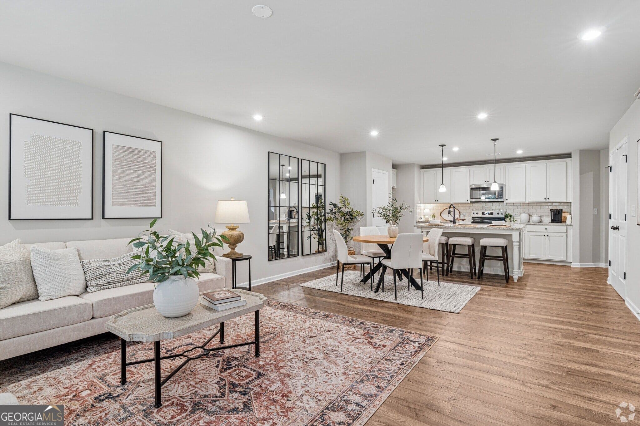 3 bedroom, 2.5 bathroom, 1,681 sq ft townhouse for sale at 16 Silver Leaf Lane 1, Dawsonville, GA 30534 — photo 5