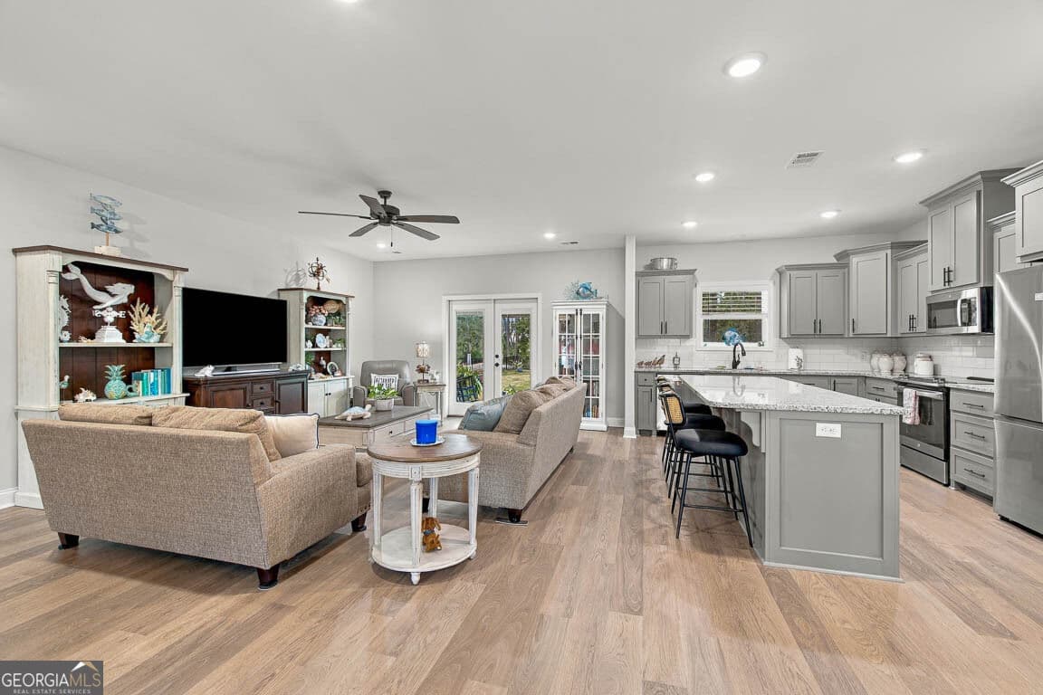 3 bedroom, 2 bathroom, 1,966 sq ft single family residence for sale at 60 Fairwinds Drive, Waverly, GA 31565 — photo 7