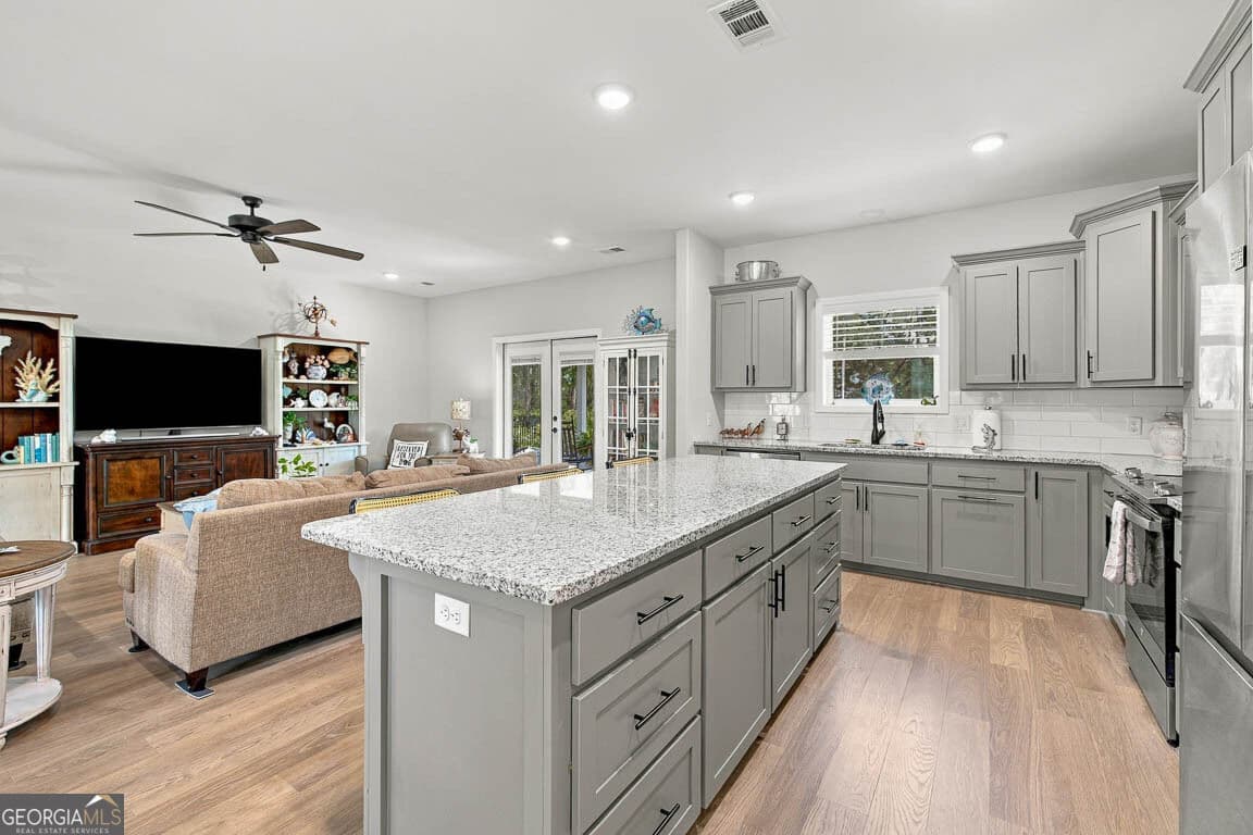 3 bedroom, 2 bathroom, 1,966 sq ft single family residence for sale at 60 Fairwinds Drive, Waverly, GA 31565 — photo 10