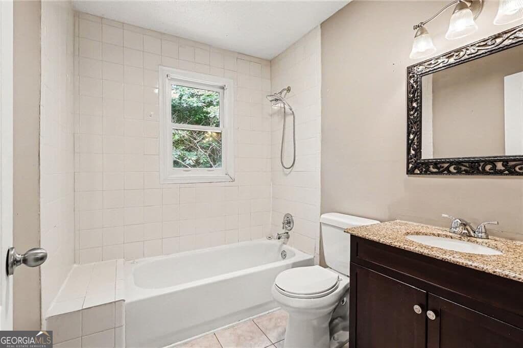 4 bedroom, 3 bathroom, 1,967 sq ft single family residence for sale at 2663 Jewel Street, Atlanta, GA 30344 — photo 10