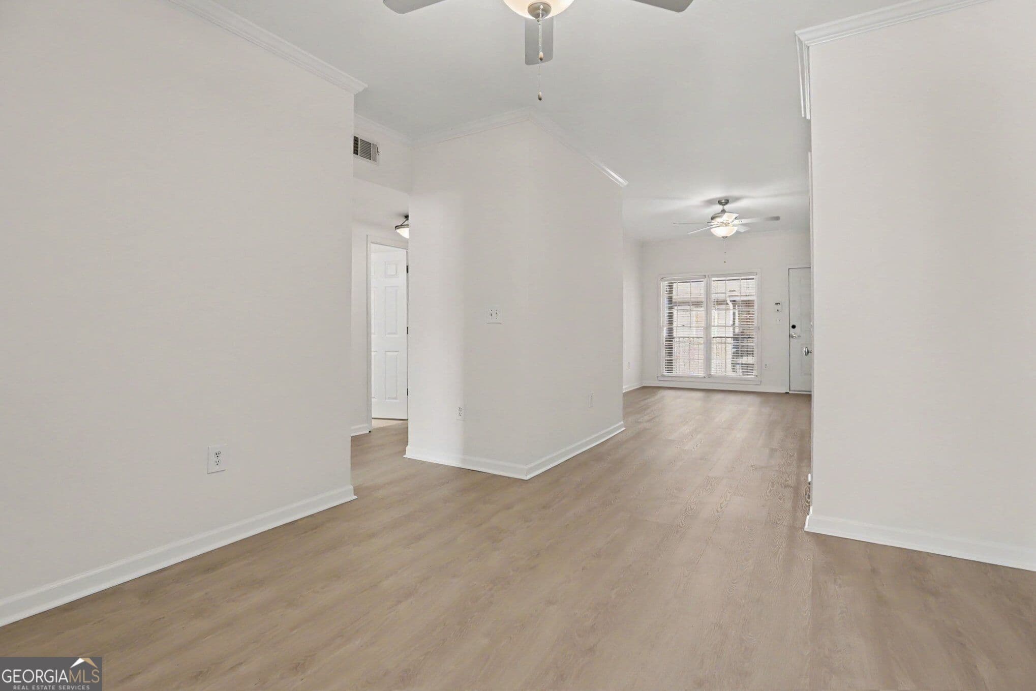2 bedroom, 2 bathroom, 1,090 sq ft condominium for sale at 3675 Peachtree Road 34, Atlanta, GA 30319 — photo 10