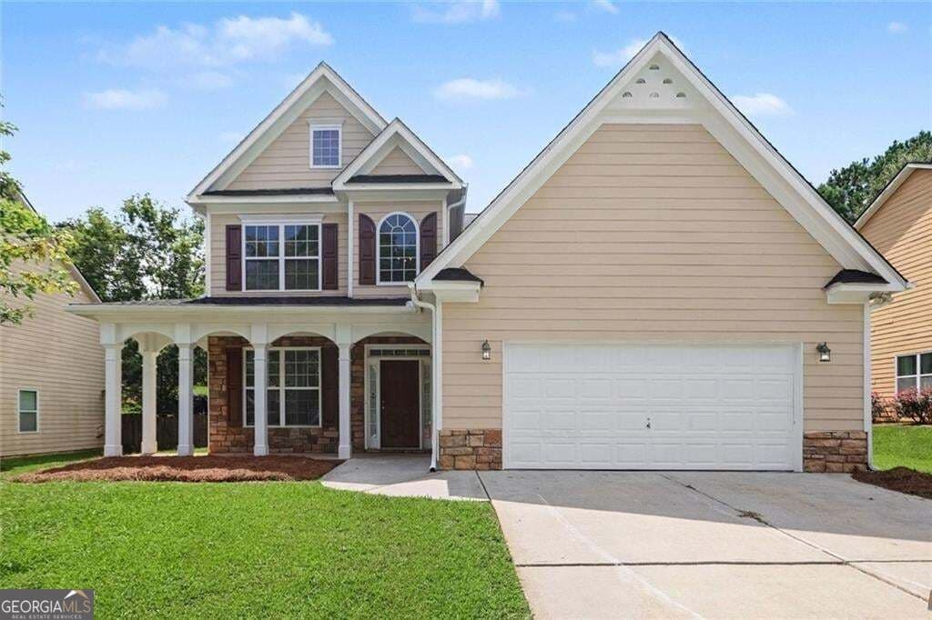 5 bedroom, 2.5 bathroom, 2,860 sq ft single family residence for sale at 6486 E Stonelake Place, Atlanta, GA 30331