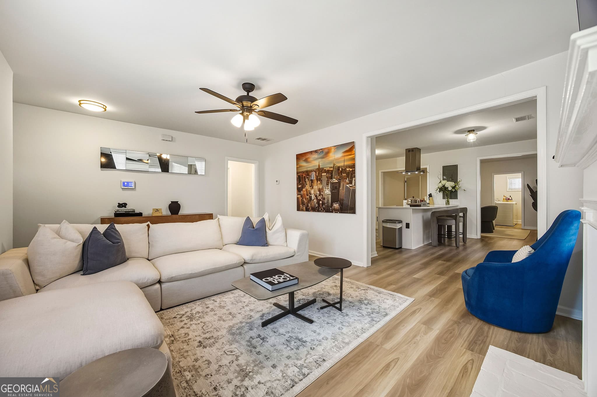 3 bedroom, 2 bathroom, 1,456 sq ft single family residence for sale at 951 Lawton Street, Atlanta, GA 30310 — photo 6