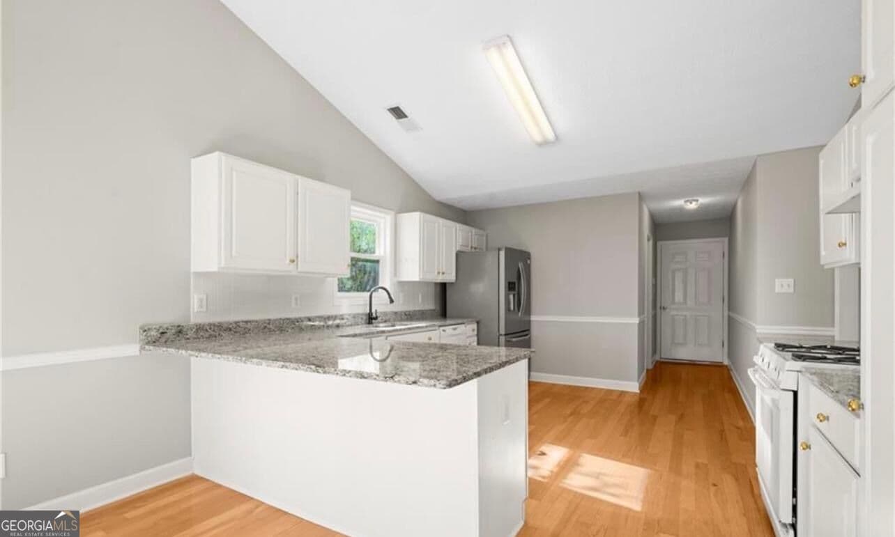 3 bedroom, 5 bathroom single family residence for rent at 1840 Heatherton Dr,, Dacula, GA 30019 for $2,650 a month — photo 2