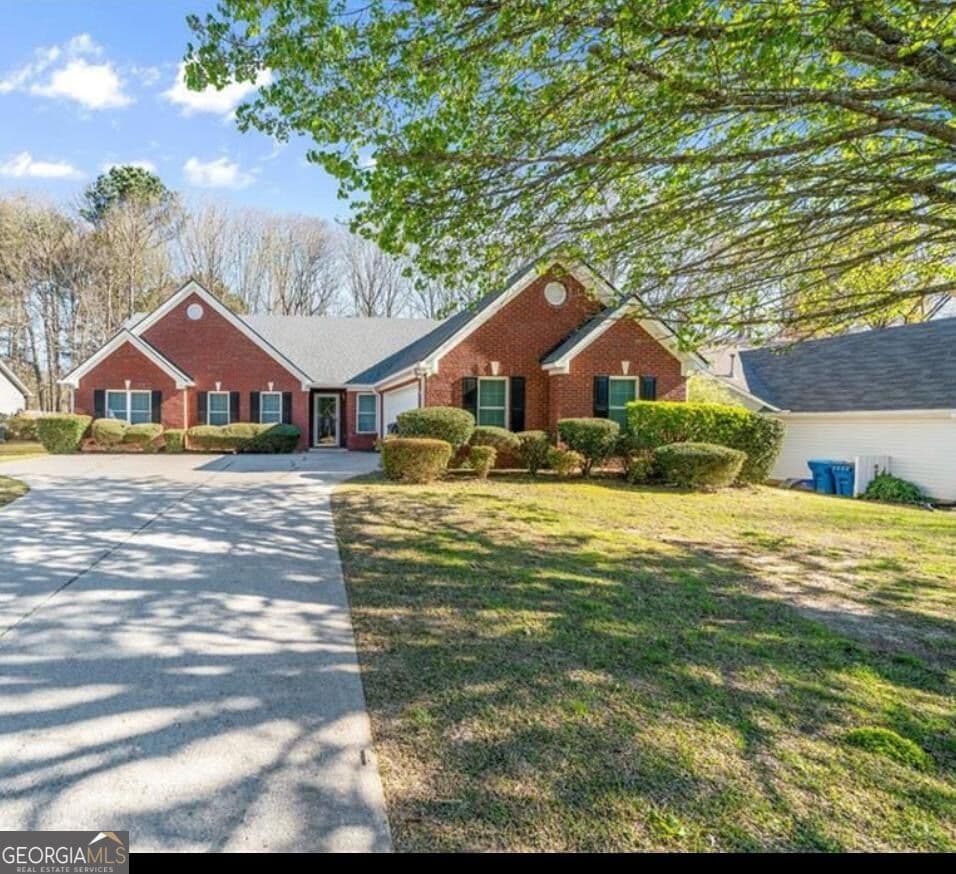 3 bedroom, 5 bathroom single family residence for rent at 1840 Heatherton Dr,, Dacula, GA 30019 for $2,650 a month — photo 1 of 7