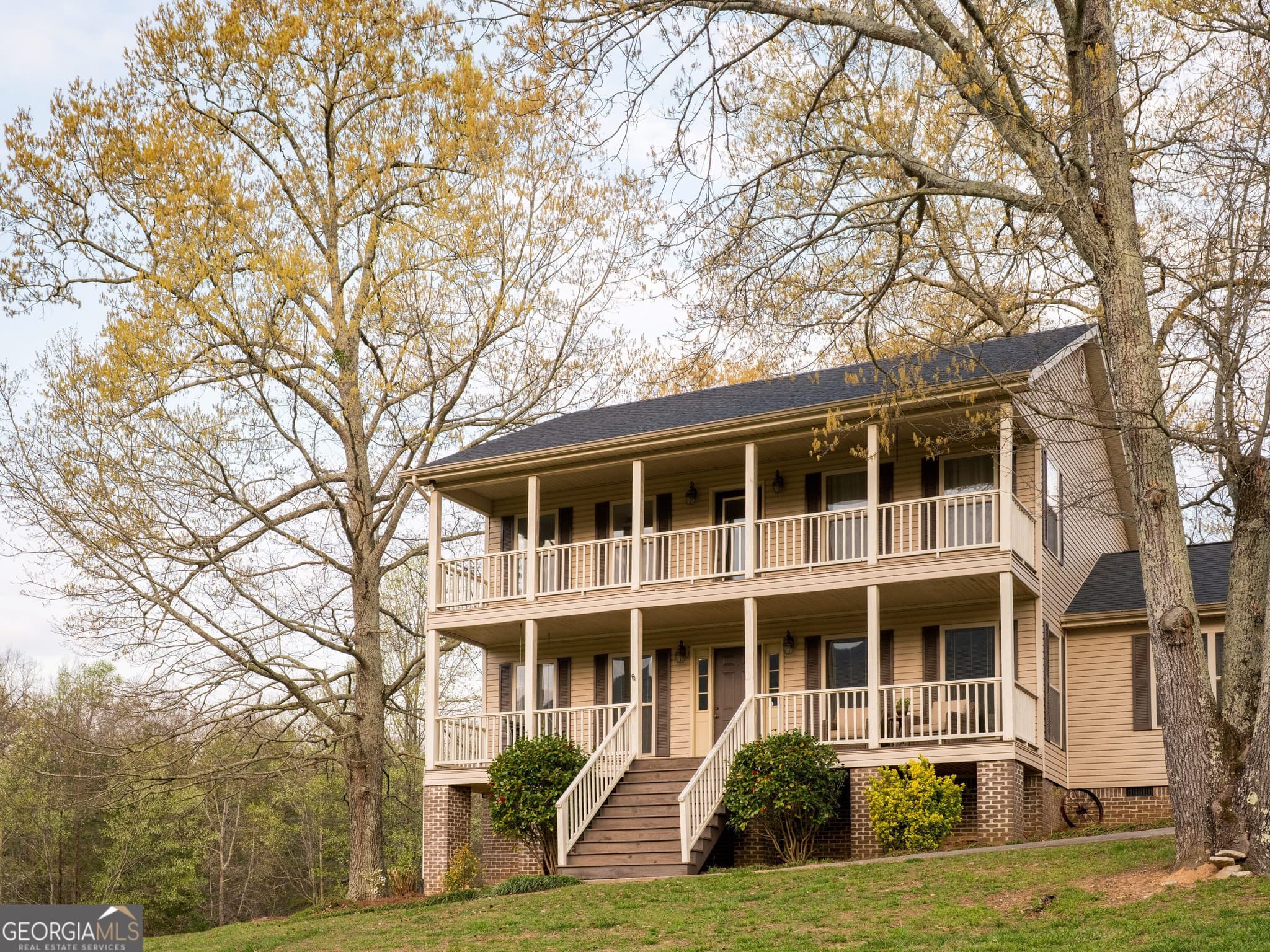 4 bedroom, 3 bathroom, 2,328 sq ft single family residence for sale at 8040 Hog Jowl Road, Chickamauga, GA 30707 — photo 5