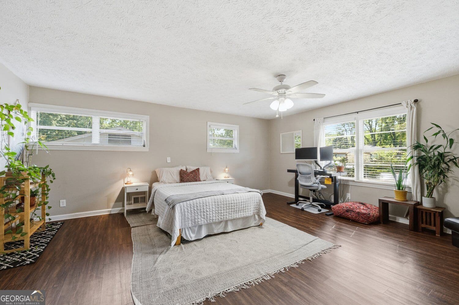 3 bedroom, 2 bathroom, 1,927 sq ft single family residence for sale at 1035 Dell Avenue, Smyrna, GA 30080 — photo 10