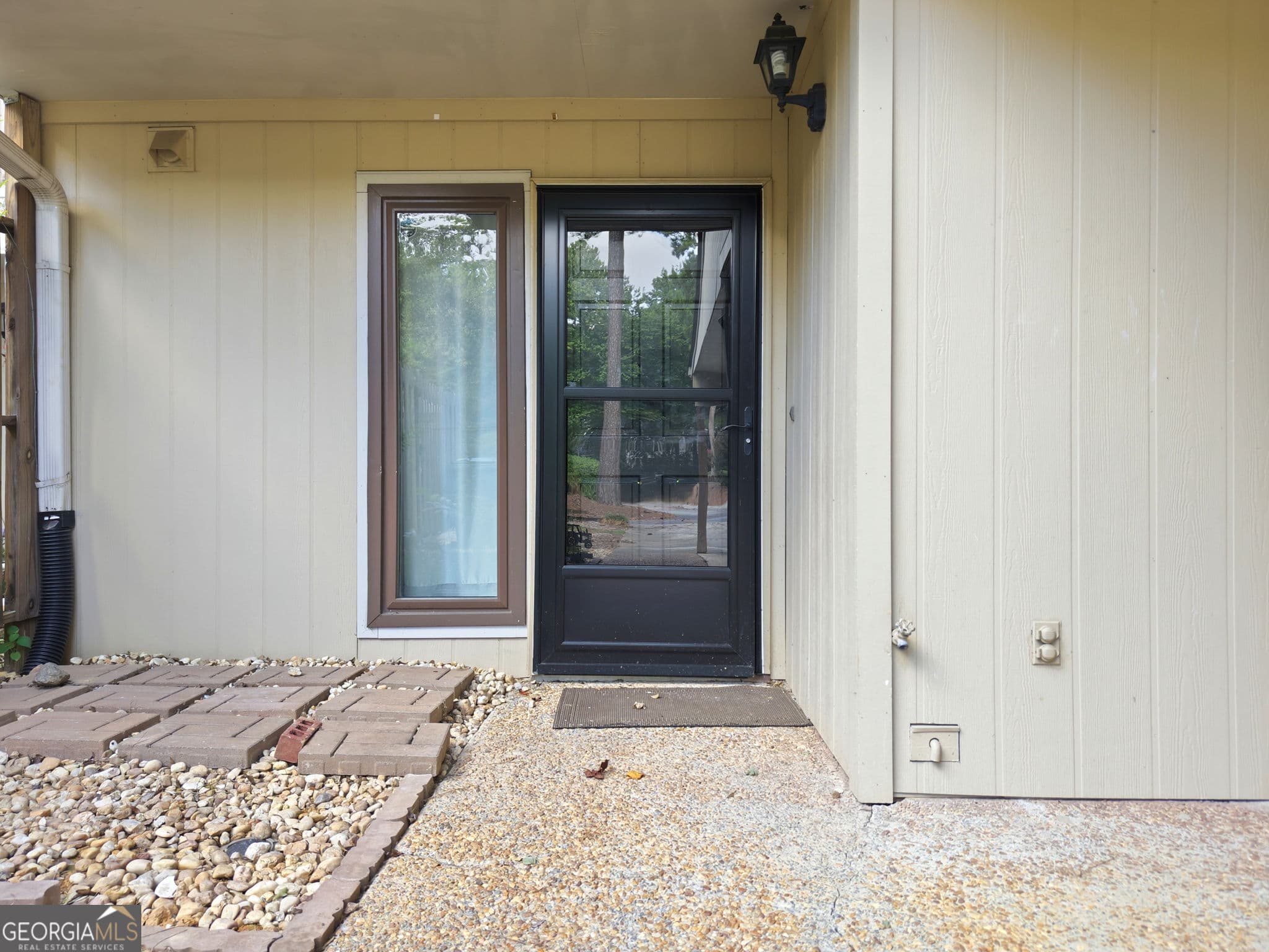 4 bedroom, 2.5 bathroom, 1,902 sq ft townhouse for sale at 6340 Brandywine Trail, Peachtree Corners, GA 30092 — photo 5