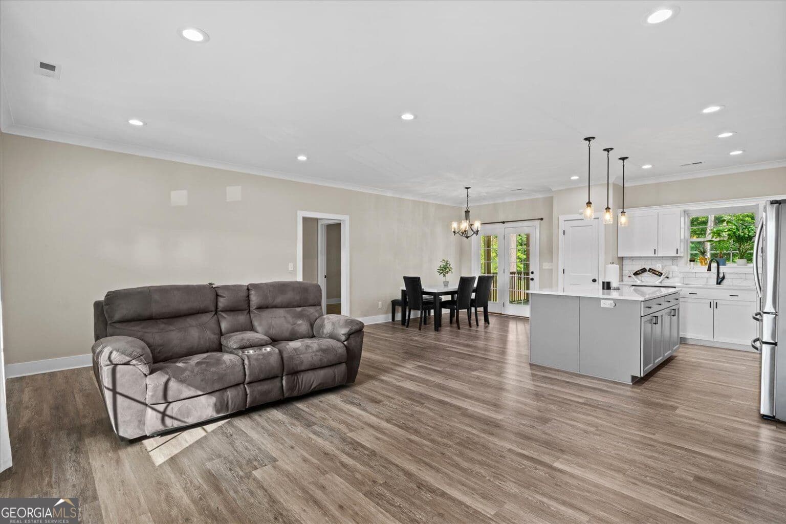3 bedroom, 2 bathroom, 2,076 sq ft single family residence for sale at 3182 Crow Road, Dalton, GA 30721 — photo 7