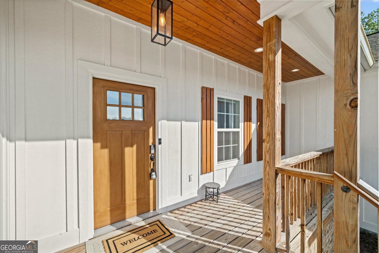 3 bedroom, 2 bathroom, 2,076 sq ft single family residence for sale at 3182 Crow Road, Dalton, GA 30721 — photo 3