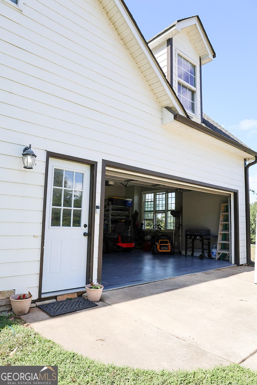 5 bedroom, 3.5 bathroom, 3,150 sq ft single family residence for sale at 2454 Adams Road, The Rock, GA 30285 — photo 3