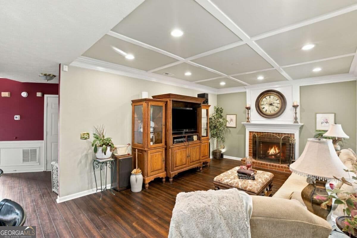 5 bedroom, 3.5 bathroom, 2,401 sq ft single family residence for sale at 3790 Kirkwood Run, Kennesaw, GA 30144 — photo 9