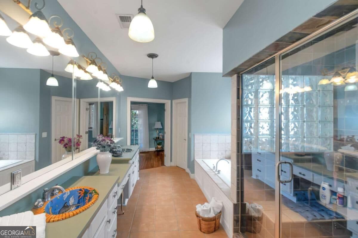 1 bedroom, 2 bathroom, 6,538 sq ft single family residence for rent at 601 Sawgrass Walk, Mcdonough, GA 30253 for $1,250 a month — photo 7