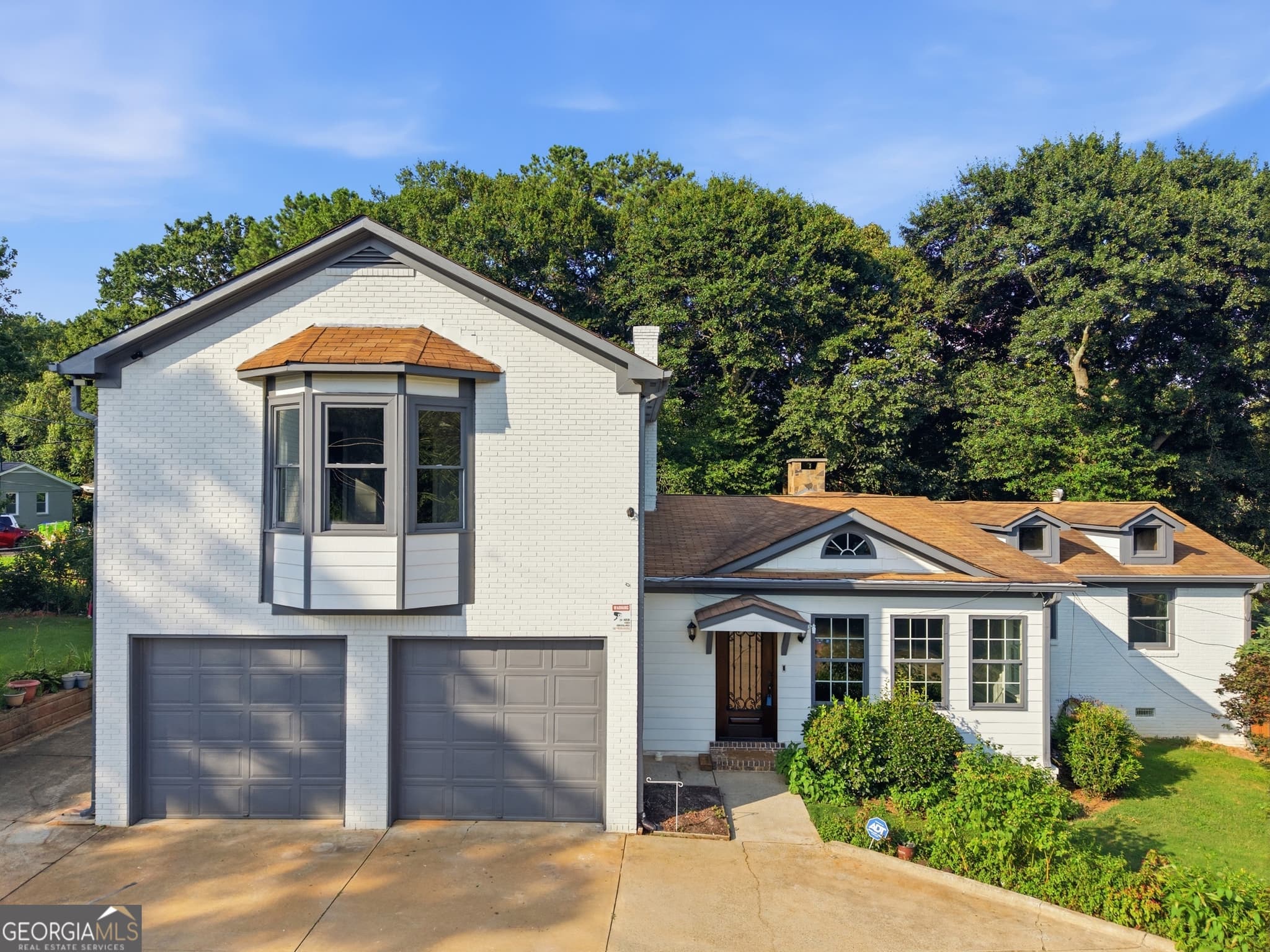 5 bedroom, 2.5 bathroom, 2,073 sq ft single family residence for sale at 2090 Panstone Court, Marietta, GA 30060 — photo 5