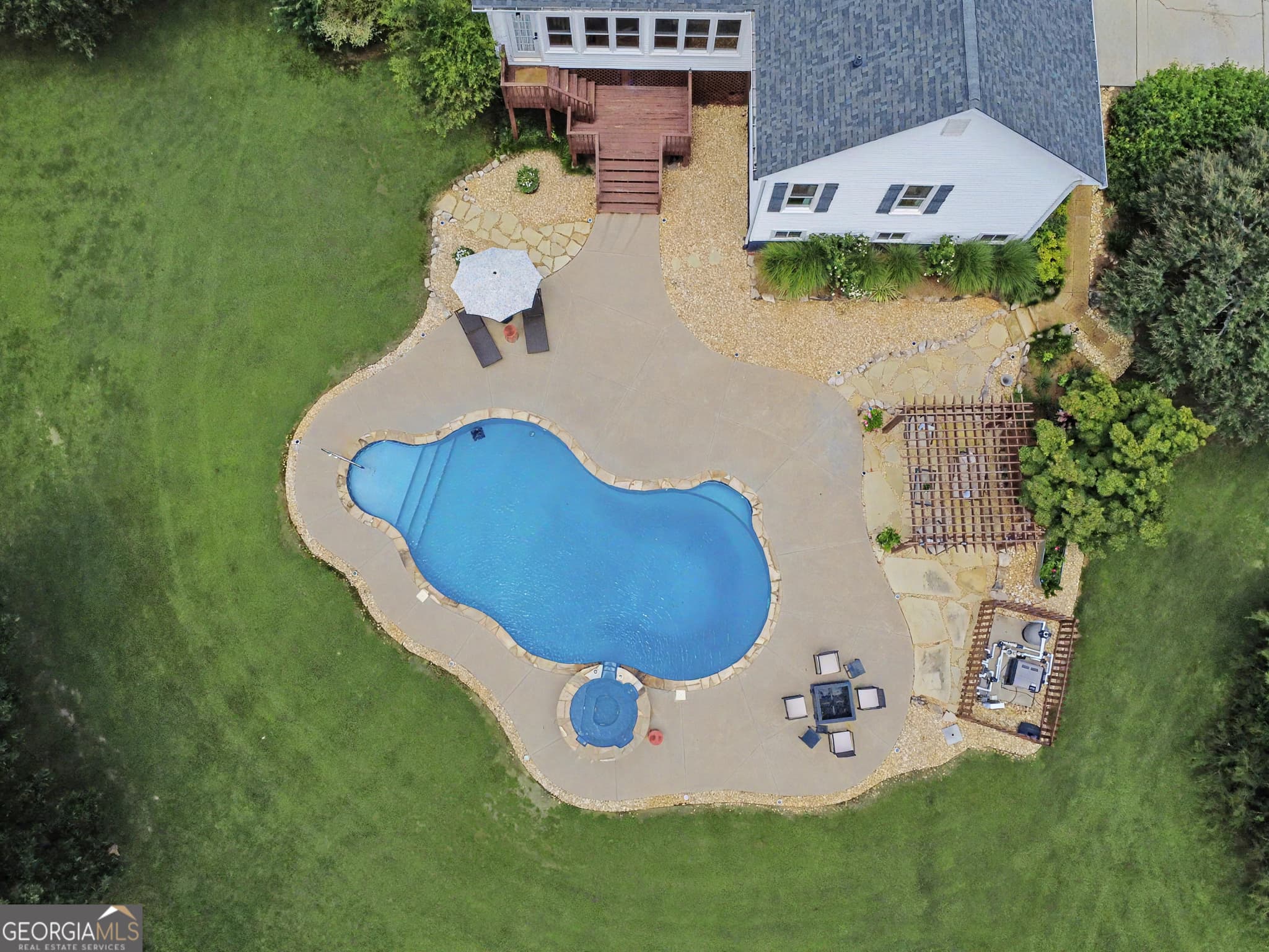5 bedroom, 3.5 bathroom, 5,120 sq ft single family residence for sale at 1825 Skelton Road, Hoschton, GA 30548 — photo 4