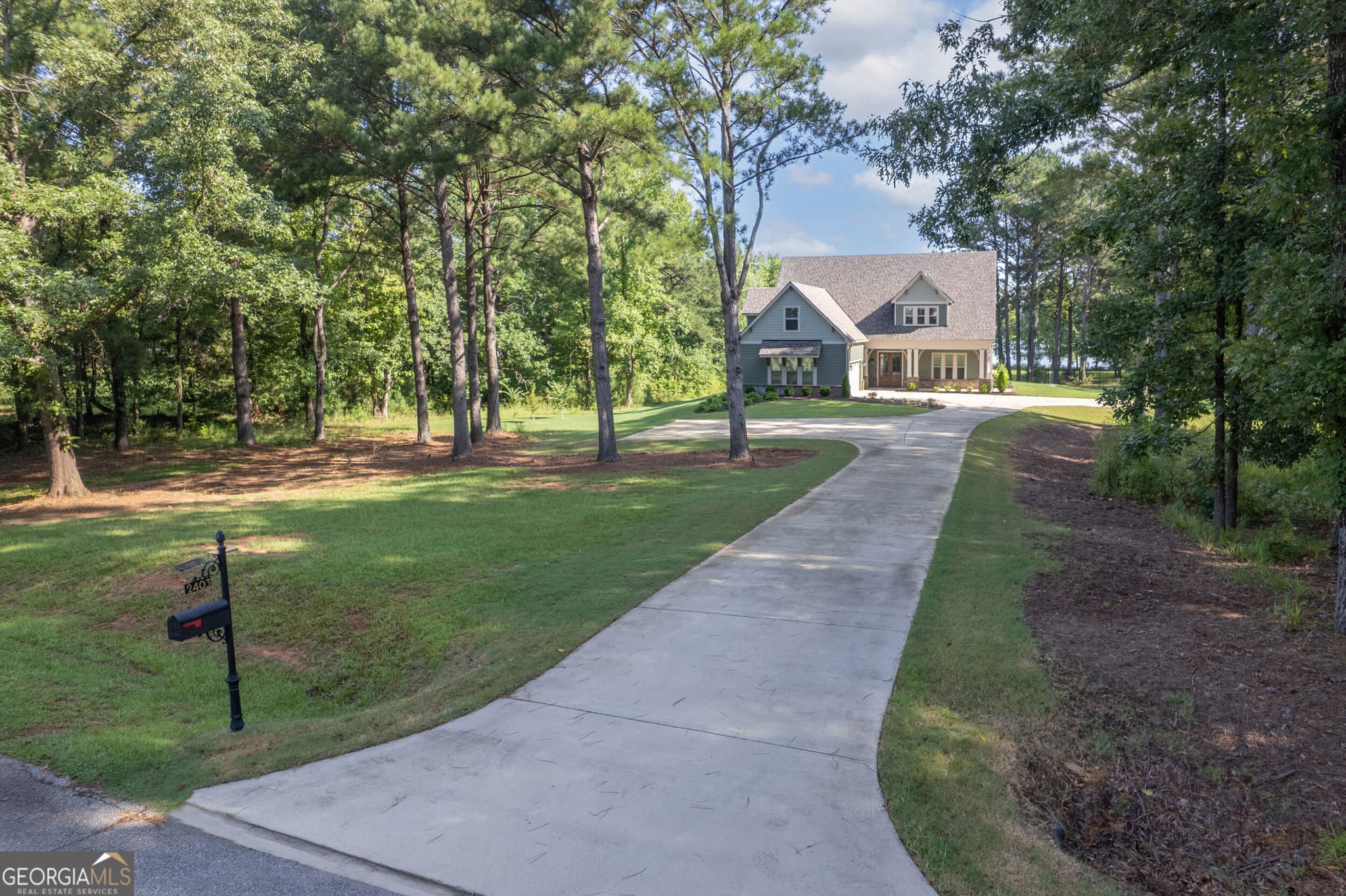 4 bedroom, 3.5 bathroom, 3,905 sq ft single family residence for sale at 2403 Piedmont Lake Road, Pine Mountain, GA 31822 — photo 3