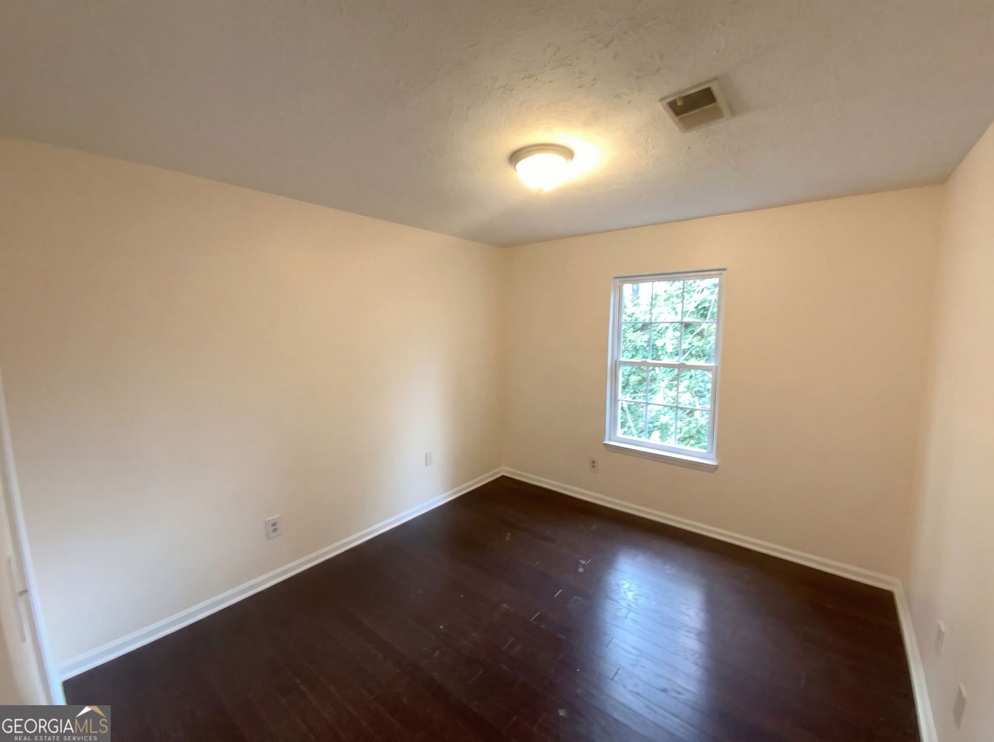 2 bedroom, 2 bathroom, 908 sq ft condominium for sale at 311 Quail Run, Roswell, GA 30076 — photo 8