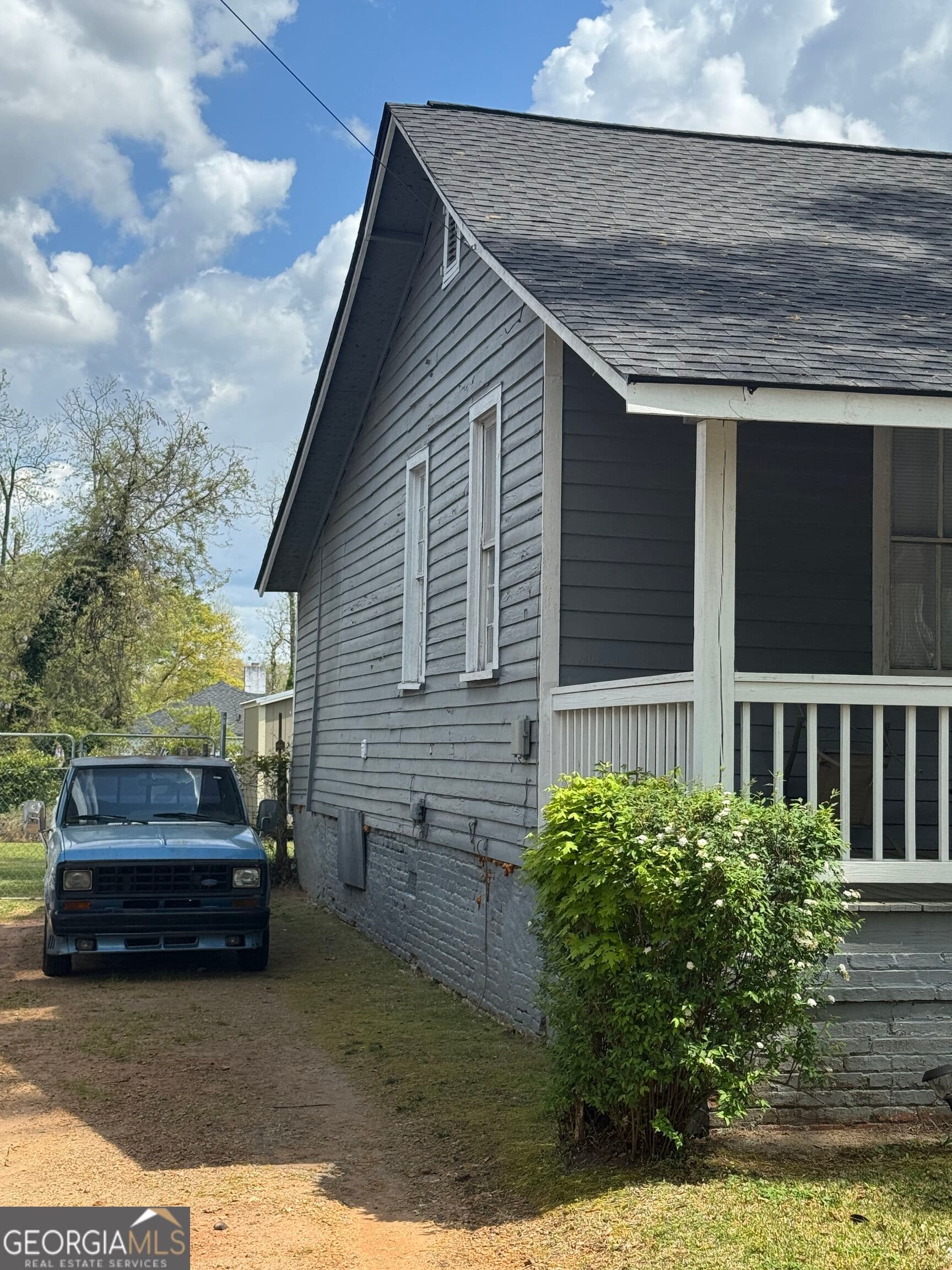 2 bedroom, 1 bathroom, 960 sq ft single family residence for sale at 322 N 6th Street, Griffin, GA 30223 — photo 3