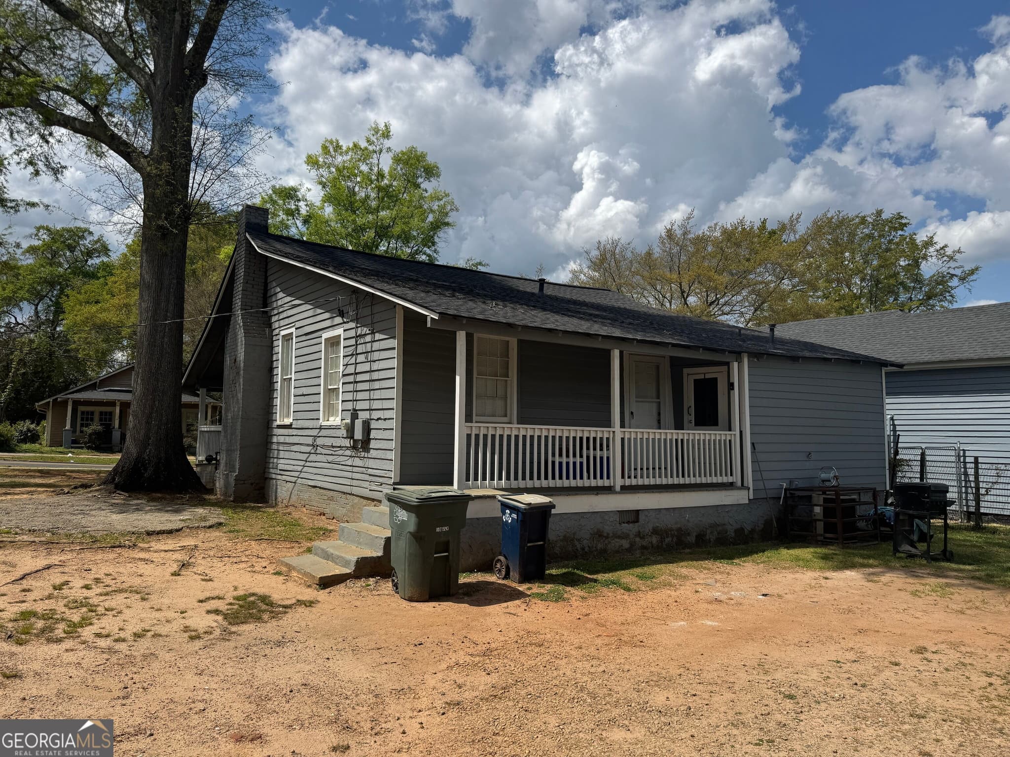 2 bedroom, 1 bathroom, 960 sq ft single family residence for sale at 322 N 6th Street, Griffin, GA 30223 — photo 4