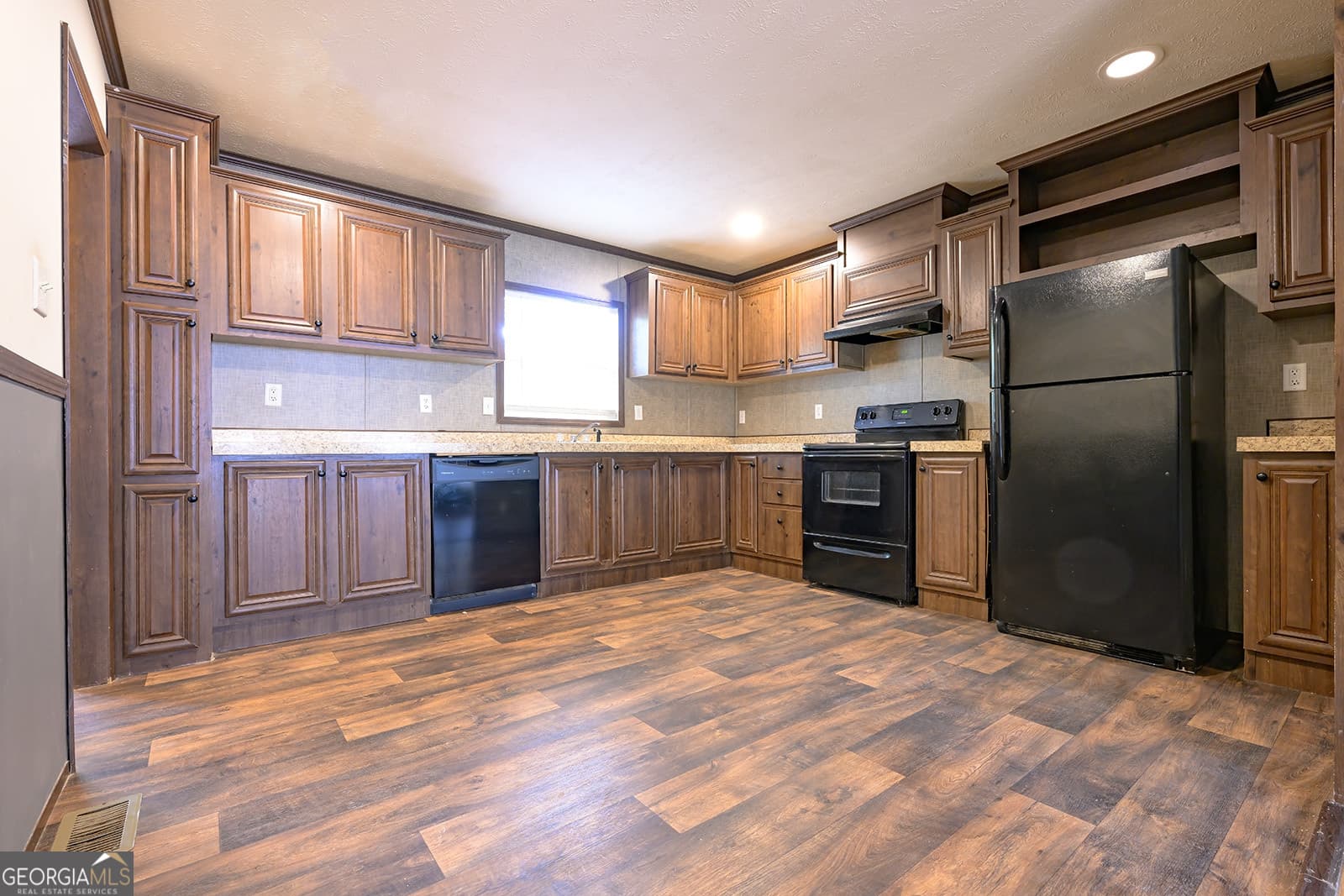 3 bedroom, 2 bathroom, 1,800 sq ft manufactured home,single family residence for sale at 2390 Fairburn Road LOT 224, Douglasville, GA 30135 — photo 6